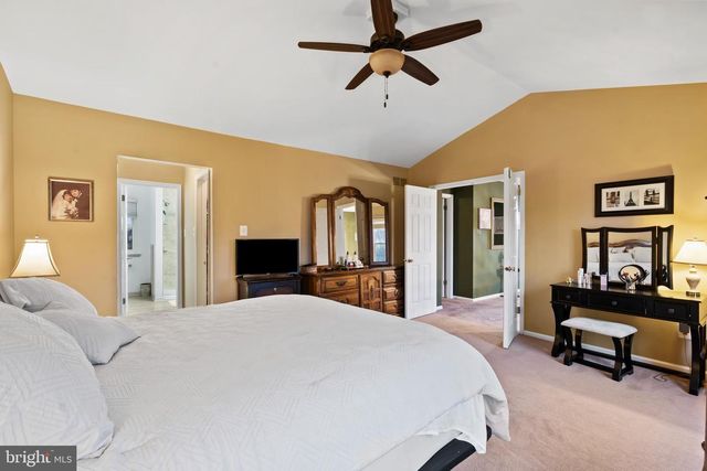 1417 BENTLEY DR, Warrington, PA 18976