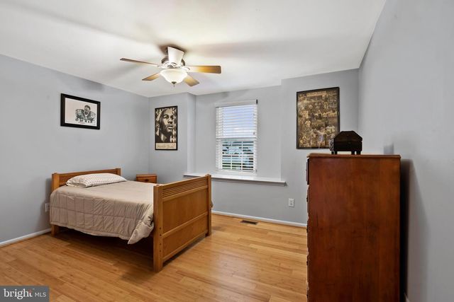 1417 BENTLEY DR, Warrington, PA 18976