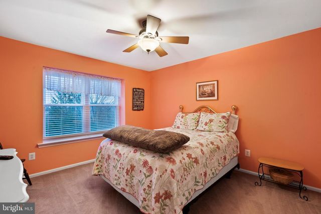 1417 BENTLEY DR, Warrington, PA 18976