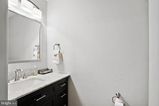 1417 BENTLEY DR, Warrington, PA 18976