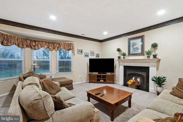 1417 BENTLEY DR, Warrington, PA 18976