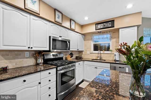 1417 BENTLEY DR, Warrington, PA 18976