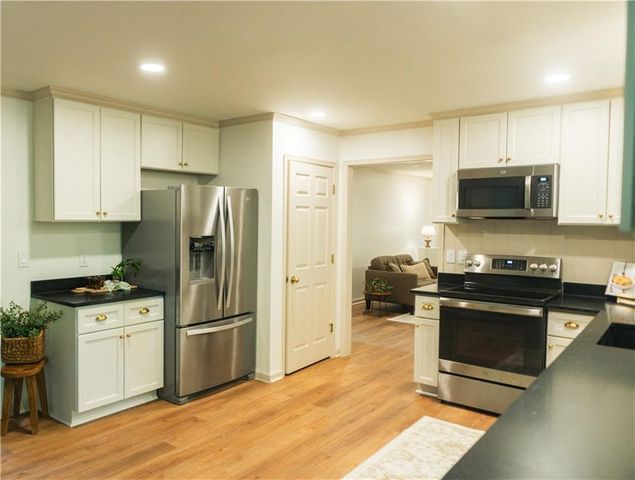 11775 Highland Colony Drive, Roswell, GA 30075