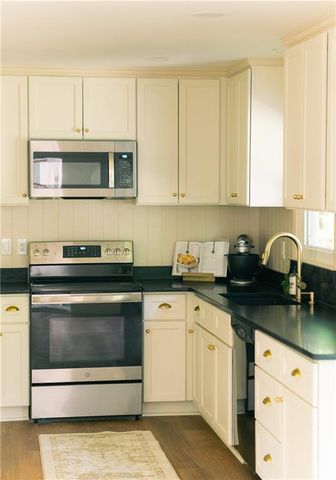 11775 Highland Colony Drive, Roswell, GA 30075