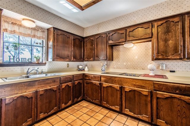 125 Magee Lane, Robstown, TX 78380