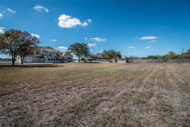 125 Magee Lane, Robstown, TX 78380