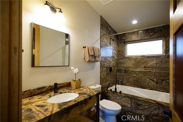 7436 Yosemite Park, Yosemite National Park, CA 95389