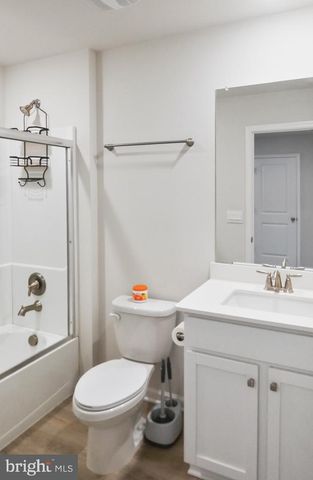 1214 PETERSON WAY, Absecon, NJ 08201