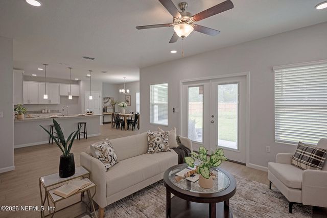 3372 TIGER HOLE Road, Jacksonville, FL 32216