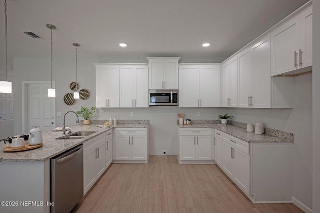3372 TIGER HOLE Road, Jacksonville, FL 32216