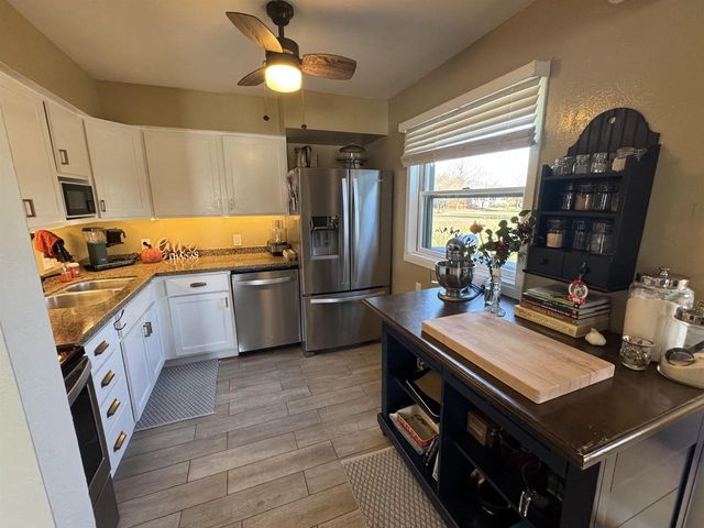 1217 N 33rd St, Superior, WI 54880