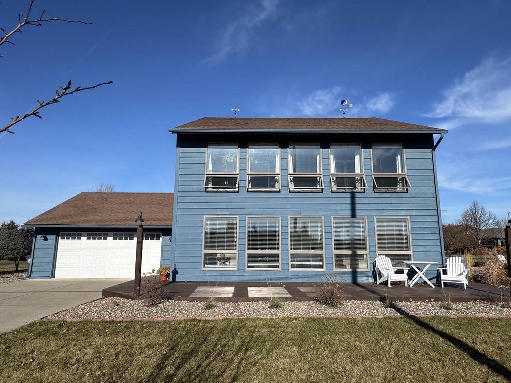 1217 N 33rd St, Superior, WI 54880