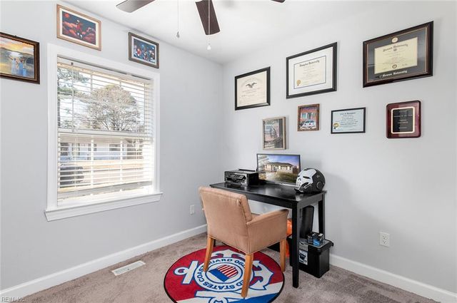 306 Lynnhaven DR, Hampton, VA 23666