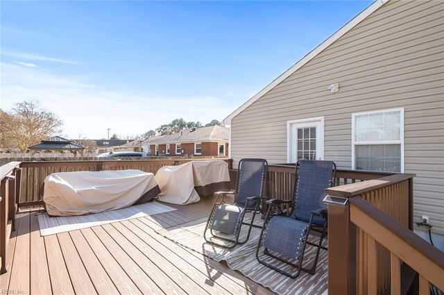 306 Lynnhaven DR, Hampton, VA 23666