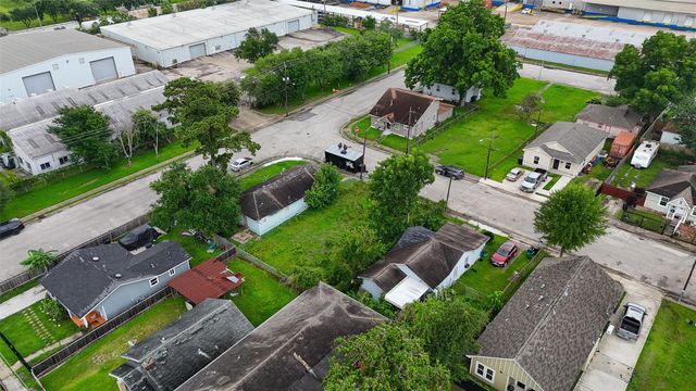5537 Margarita Street, Houston, TX 77020
