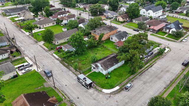 5537 Margarita Street, Houston, TX 77020