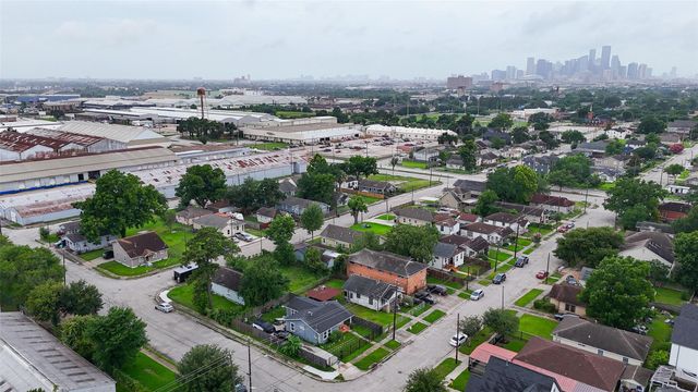 5537 Margarita Street, Houston, TX 77020