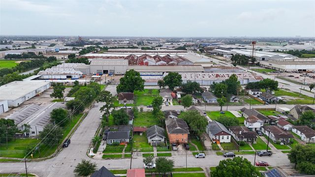 5537 Margarita Street, Houston, TX 77020