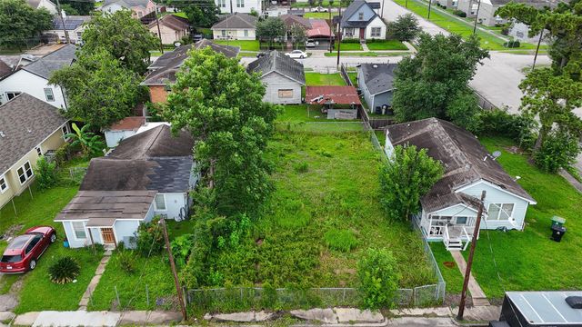 5537 Margarita Street, Houston, TX 77020