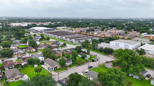5537 Margarita Street, Houston, TX 77020