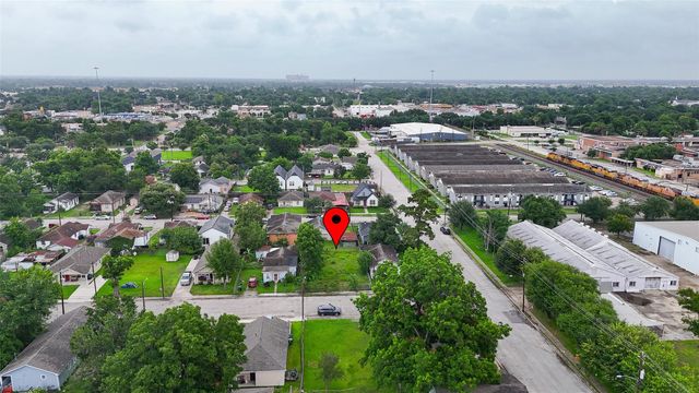 5537 Margarita Street, Houston, TX 77020