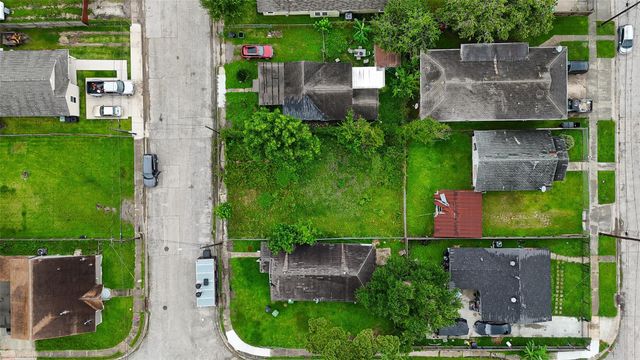 5537 Margarita Street, Houston, TX 77020