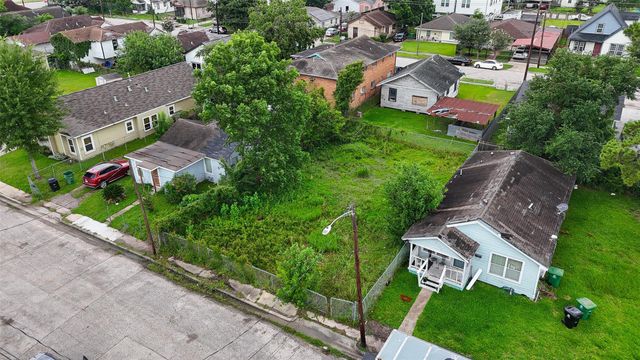 5537 Margarita Street, Houston, TX 77020