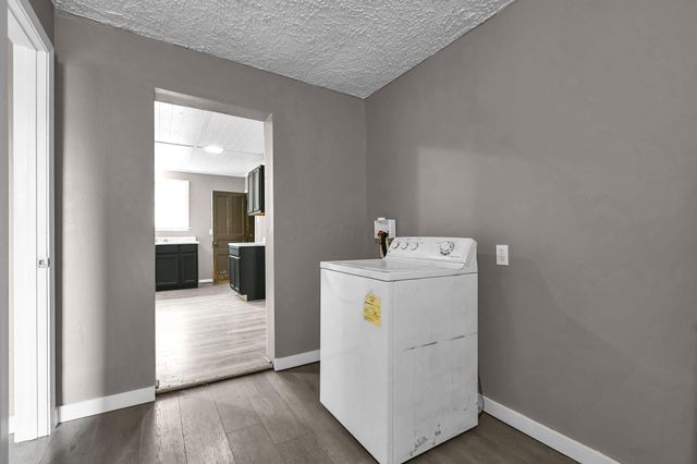 167 Essex Street, Newark, OH 43055