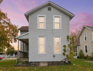 167 Essex Street, Newark, OH 43055