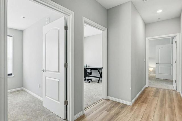 220 Waters Park Circle 101, San Mateo, CA 94403