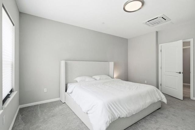 220 Waters Park Circle 101, San Mateo, CA 94403