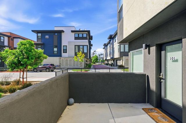 220 Waters Park Circle 101, San Mateo, CA 94403
