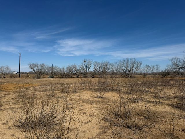 1420 Barth Rd, Dale, TX 78616