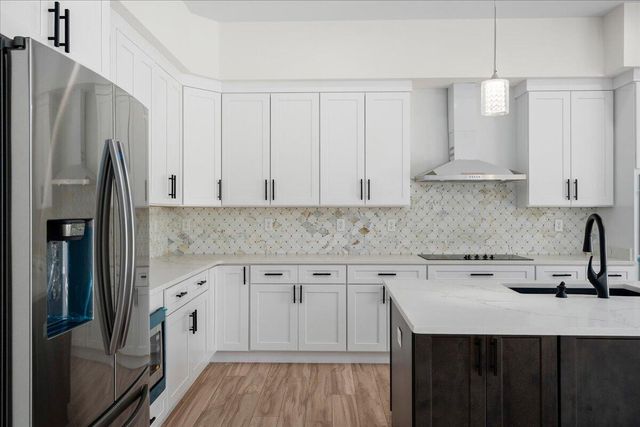 417 Weston Park, Lexington, KY 40515