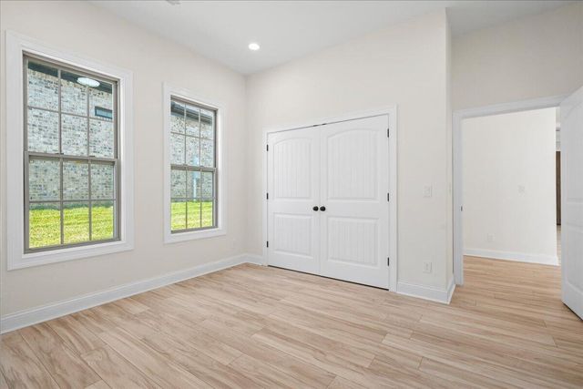 417 Weston Park, Lexington, KY 40515