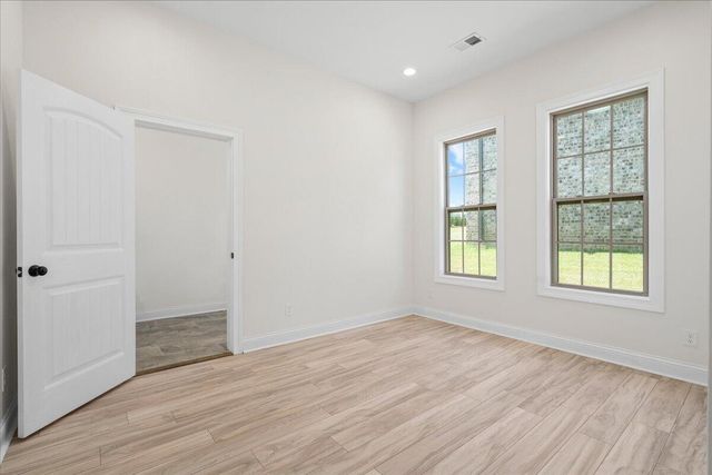 417 Weston Park, Lexington, KY 40515