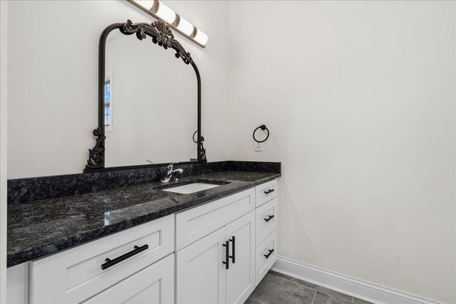 417 Weston Park, Lexington, KY 40515