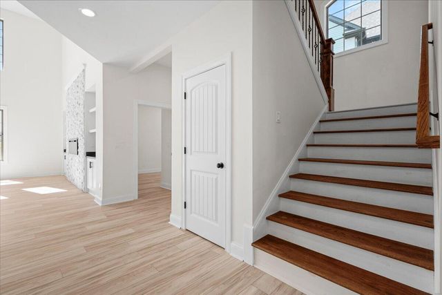 417 Weston Park, Lexington, KY 40515