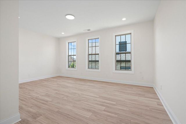 417 Weston Park, Lexington, KY 40515