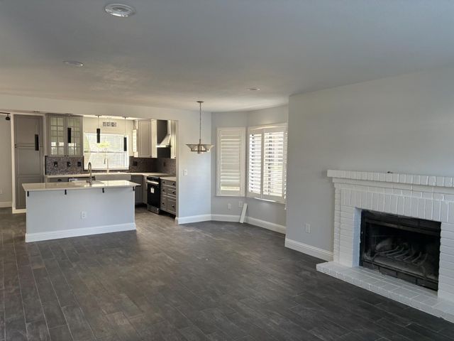 8111 Aztec, Antelope, CA 95843