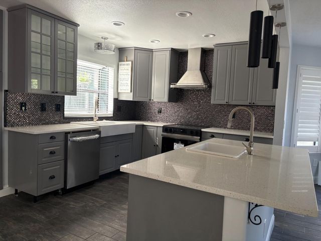 8111 Aztec, Antelope, CA 95843