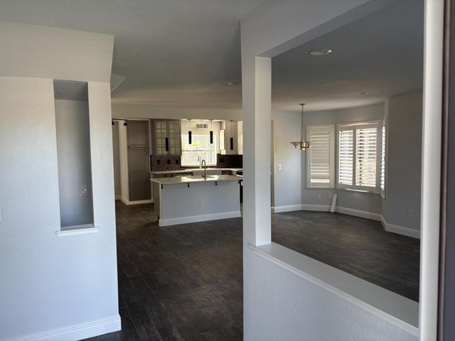 8111 Aztec, Antelope, CA 95843