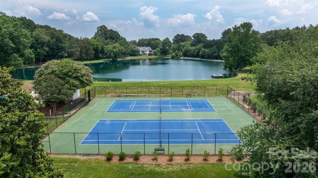7226 Quail Meadow Lane, Charlotte, NC 28210