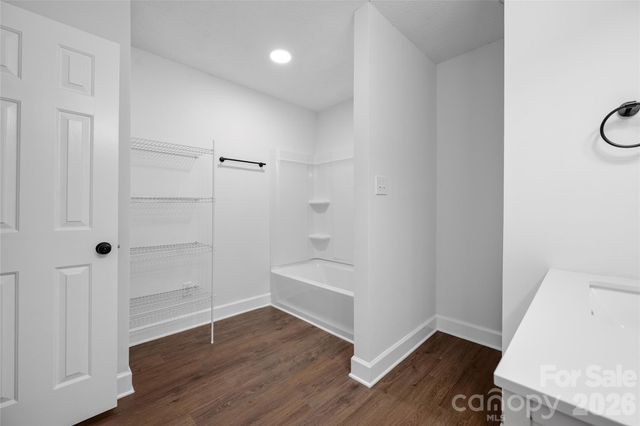 7226 Quail Meadow Lane, Charlotte, NC 28210