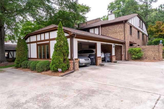 7226 Quail Meadow Lane, Charlotte, NC 28210