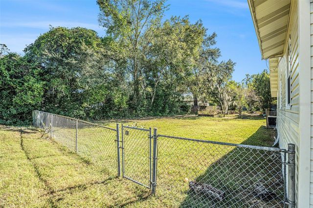 403 E CAROLINA AVENUE, Plant City, FL 33563