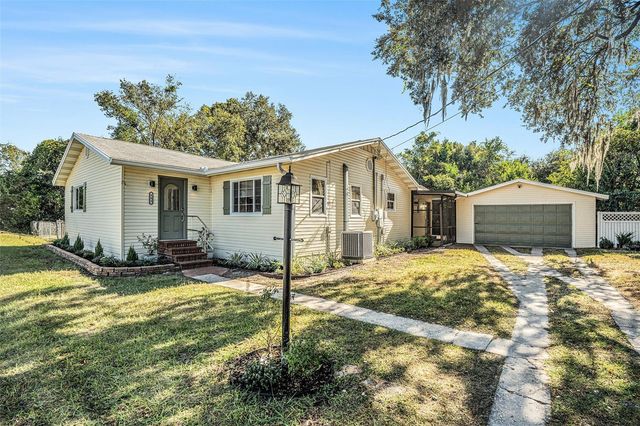 403 E CAROLINA AVENUE, Plant City, FL 33563