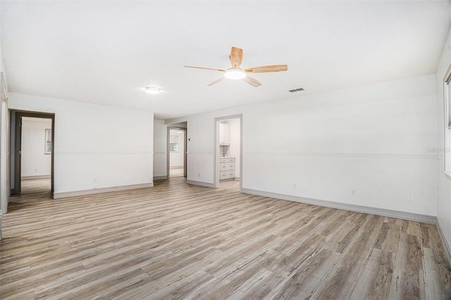 403 E CAROLINA AVENUE, Plant City, FL 33563