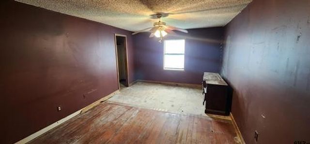 205 Hollywood Street, Arp, TX 75750
