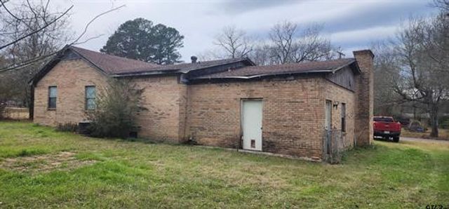 205 Hollywood Street, Arp, TX 75750